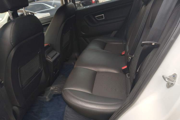 Used Land Rover Discovery Sport 2018 200 PS PURE Edition Left Rear Seat