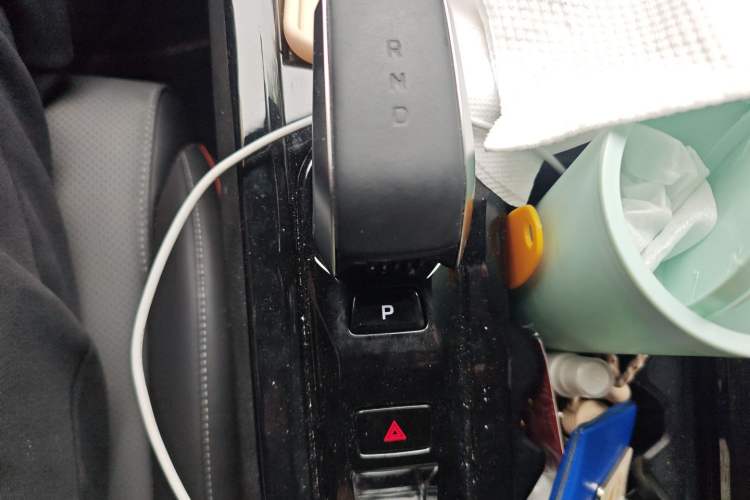 Used Geely Auto Emgrand X7 Sport 2023 Boyue COOL 1.5TD Smart Connect+ Gear Lever