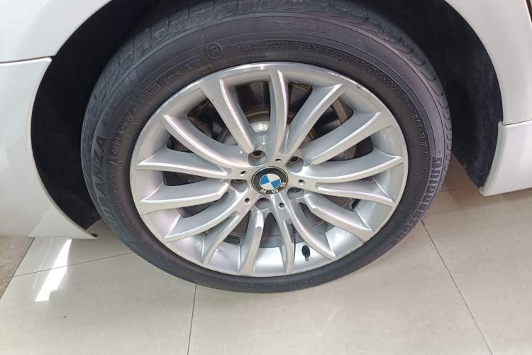 Used BMW 5 Series 2014 535i Design Package Model
