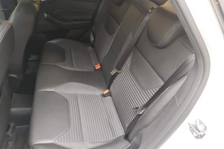 Used Ford Focus 2015 Hatchback EcoBoost 125 Automatic Supreme Style Edition
