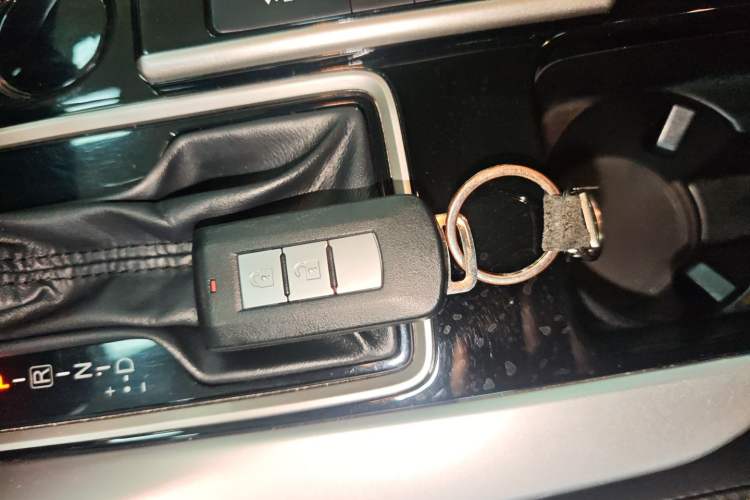 Used Mitsubishi Eclipse Cross 2019 1.5T CVT Two-Wheel Drive Dream Edition China VI Standard
