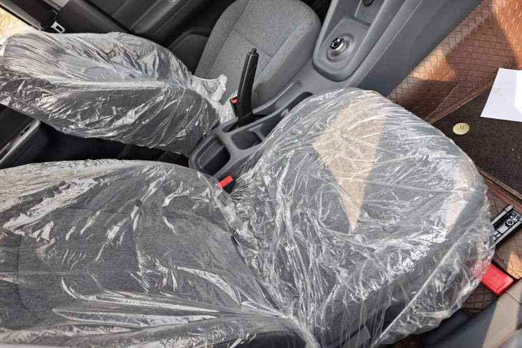 Used Wuling Hongguang New Energy 2025 Extended-Range Hybrid 50KM Comfort Version