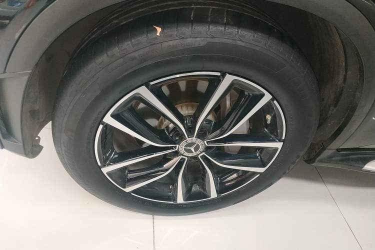 Used Mercedes-Benz GLC 2020 Facelift GLC 260 L 4MATIC Luxury Edition
