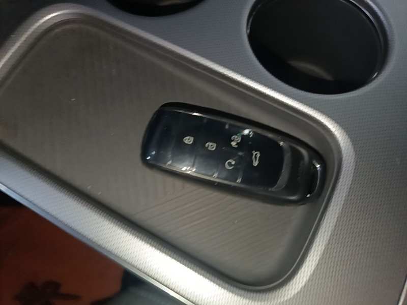 Used AION Y 2023 Younger — 8