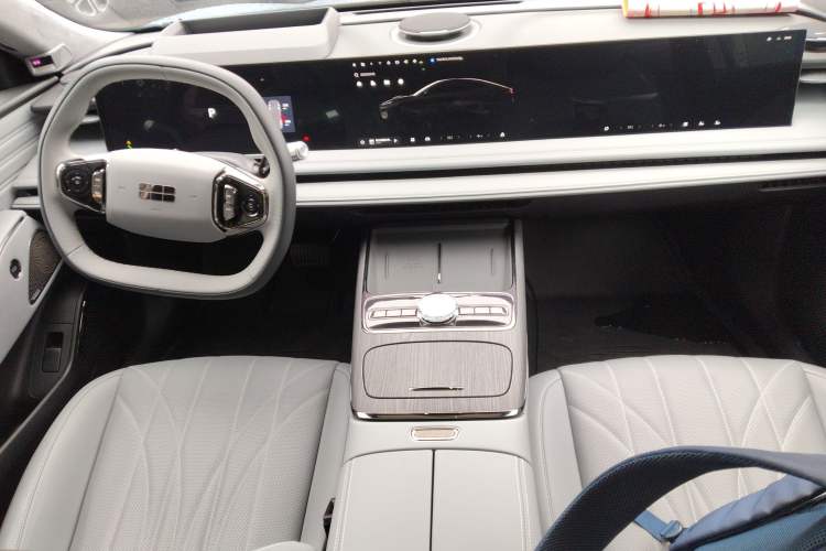 Used Geely Galaxy E8 2025 700 km Long-Range Intelligent Driving Version