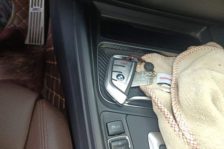 Used BMW 3 Series 2018 320Li M Sport Night Edition Vehicle Key