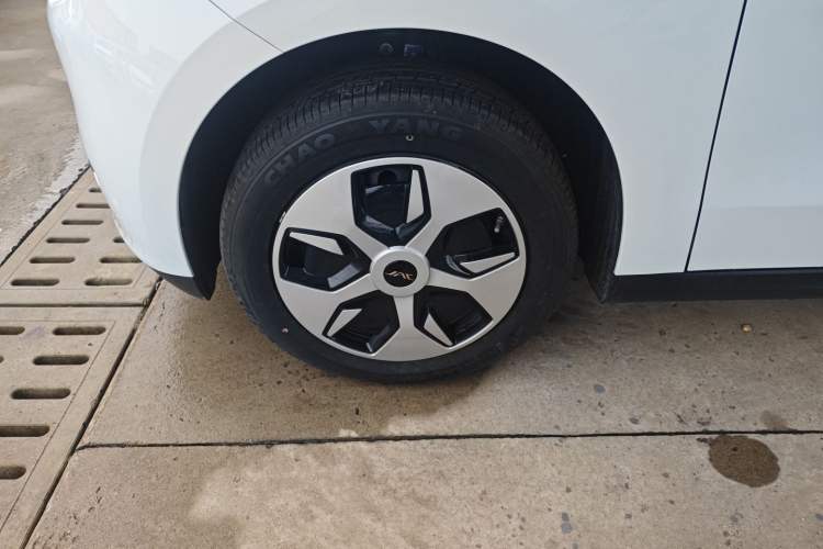 Used JAC Yiwei 3 2024 Zhi'ai Edition 330km Lite