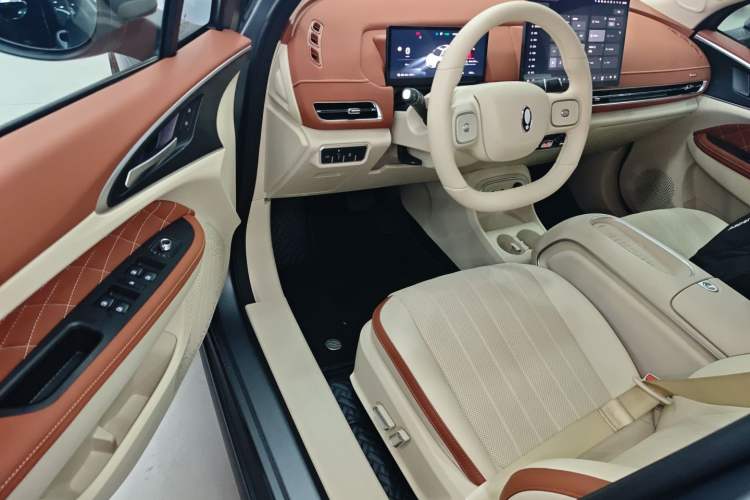 Used ORA Good Cat 2025 Model, 430 km Prestige Version
