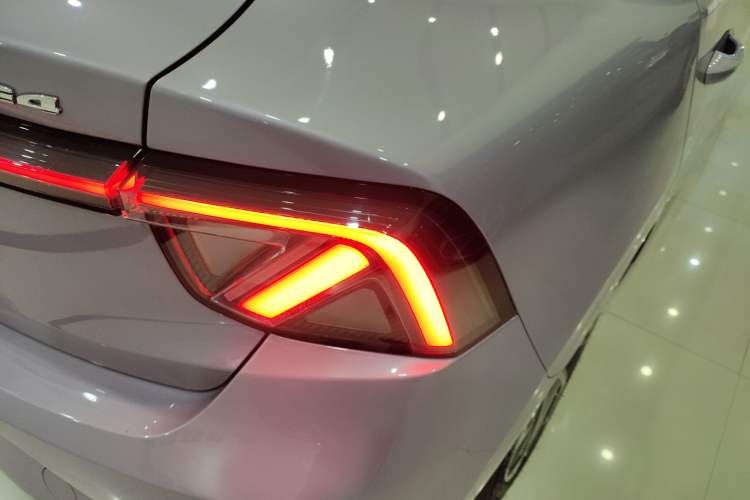 Used MG 4 EV 2026 Model 437 Composed Edition
