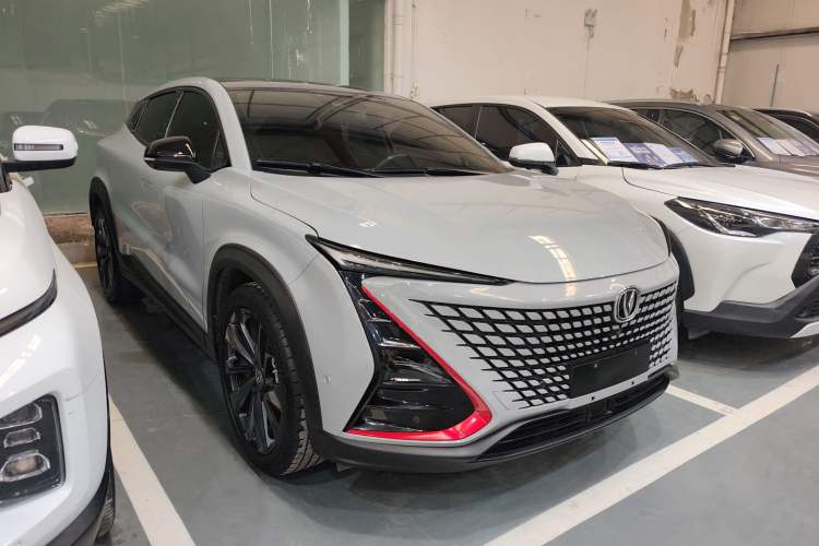 Used CHANGAN UNI-T 2020 1.5T Flagship Version Front Right 45 Deg