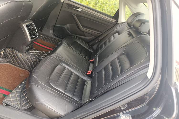 Used Volkswagen Passat 2016 330TSI DSG Luxury Edition Left Rear Seat