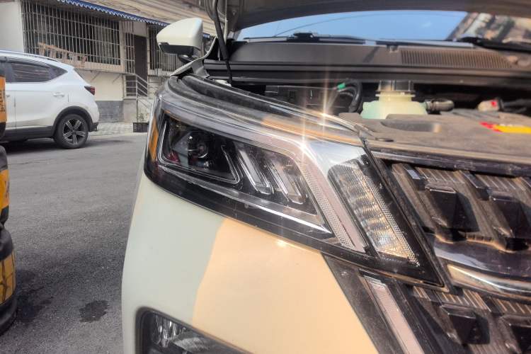 Used Wuling Asta 2022 2.0L DHT Electric-Speed Version