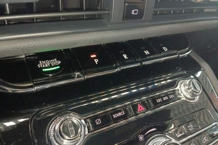 Used Lincoln Corsair 2022 2.0T Two-Wheel Drive Luxury Edition