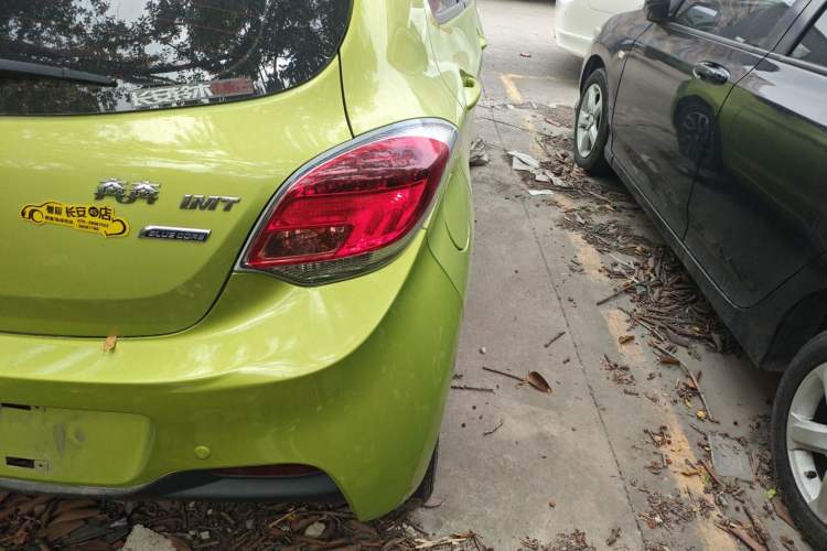 Used Changan Benni 2015 1.4L IMT Sunroof Version China V Standard
