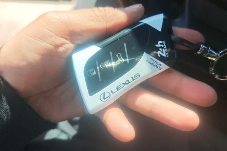 Used Lexus ES 2018 200 Excellence Edition China V Standard Vehicle Key