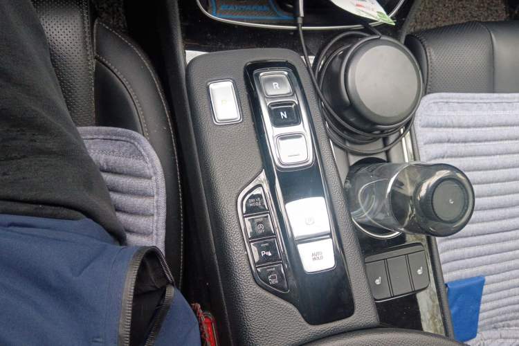 Used Hyundai Santa Fe 2020 380 TGDi Automatic Two-Wheel Drive DLX Prestige Edition PLUS Gear Lever