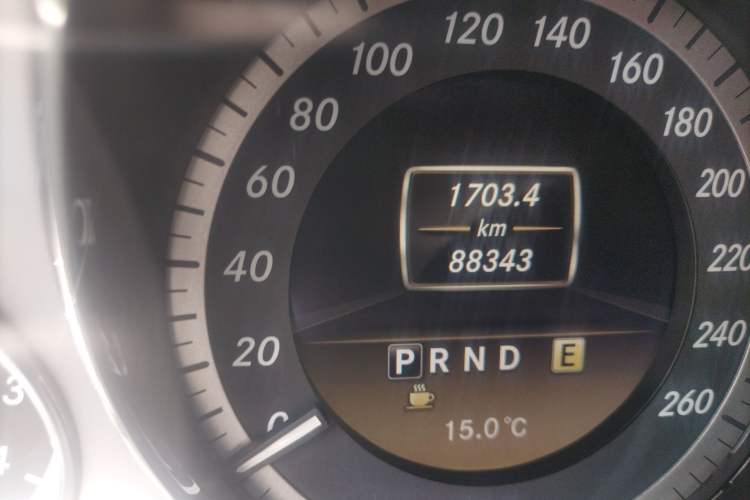 Used Mercedes-Benz E-Class 2010 E 260 CGI Coupe
