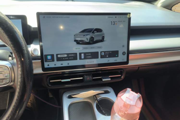 Used AION Y 2023 Younger Audio And AC Panel