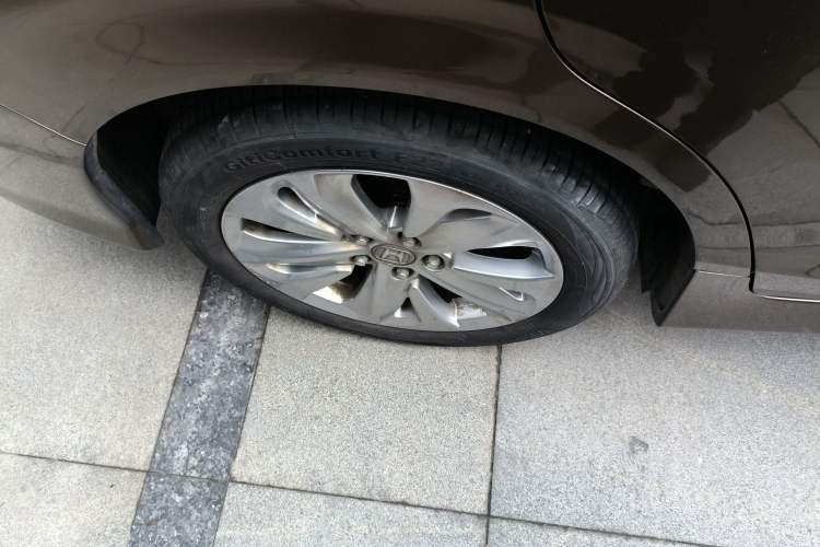 Used Honda Jade 2017 1.8L automatic Comfort version 5 seats