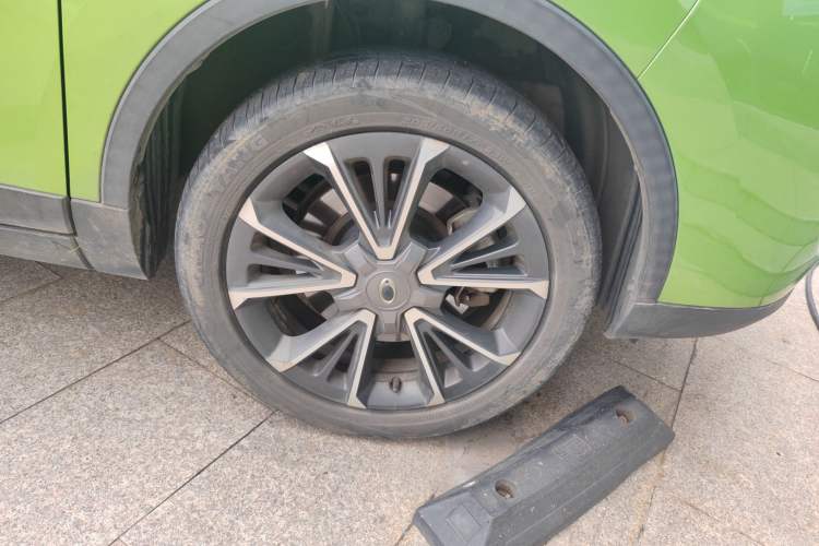 Used ORA iQ 2018 High-Range Version Smart Connectivity Model