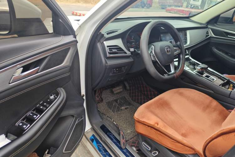 Used CHANGAN CS85 COUPE 2019 2.0T Automatic Version China V Standard Driver Seat