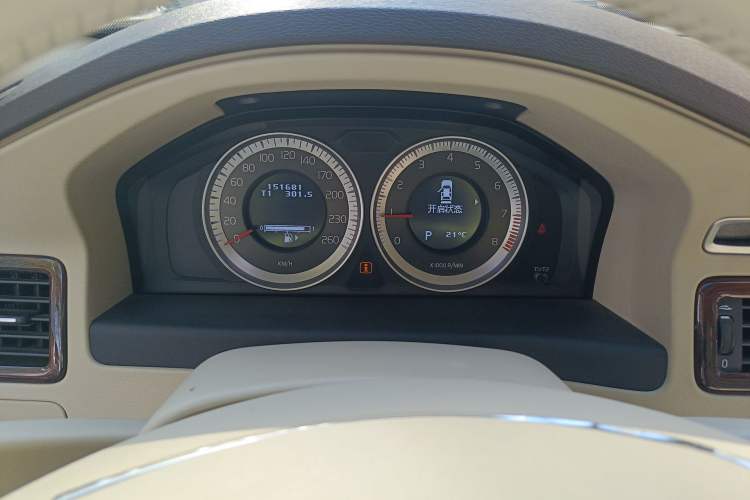 Used Volvo S80L 2011 2.0T ZhiZun Edition