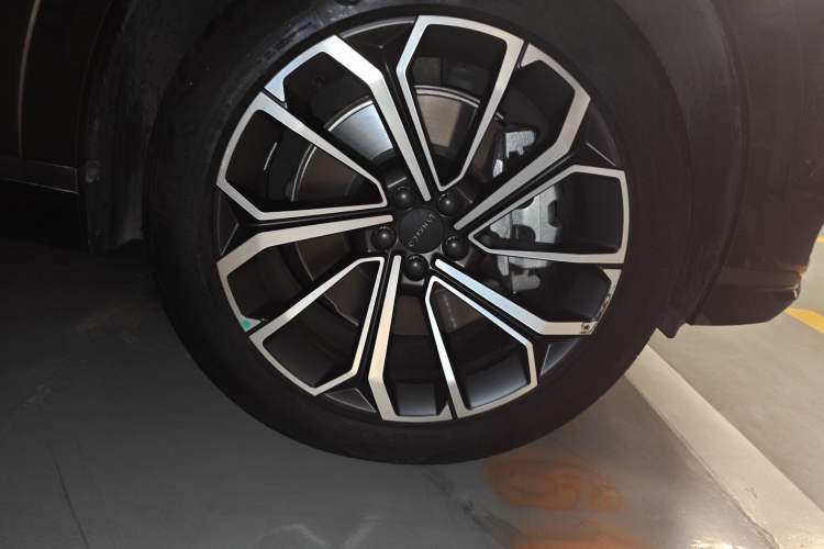 Used Lynk & Co 09 EM-P 2023 2.0TD EM-P Long-Range Version PM 7-Seater
