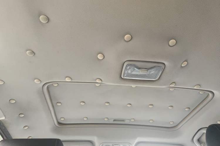 Used Changan CS35 2015 1.6L Manual Luxury Model China IV Standard