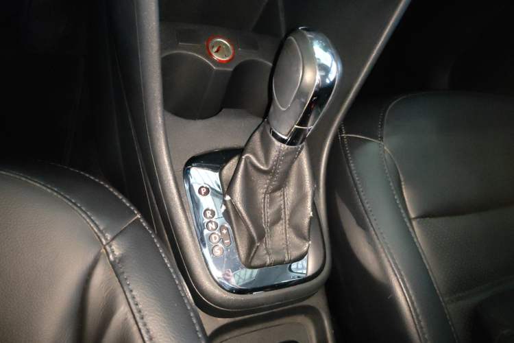 Used Volkswagen Polo 2013 1.4L Automatic Luxury Edition
