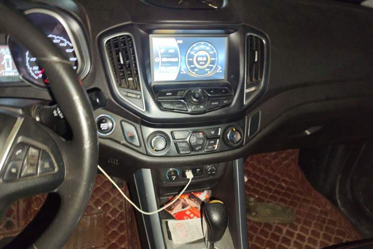 Used Chery Tiggo 5 2014 2.0L CVT Joyful Edition
