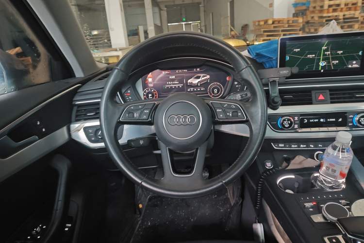 Used Audi A4L 2019 40 TFSI Fashion Edition China VI Emission Standard
