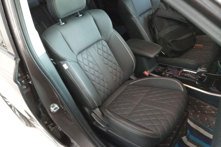 Used Mitsubishi Outlander 2021 Revised Version 2.0L Two-Wheel Drive Enjoyment Edition 5 Seats
