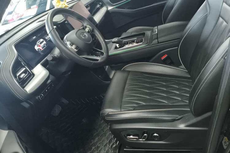 Used GAC Trumpchi GS8 2022 Linghang Series 2.0 TGDI Two-Wheel-Drive Luxury Smart Connectivity Version (7 Seats) Left Front Seat