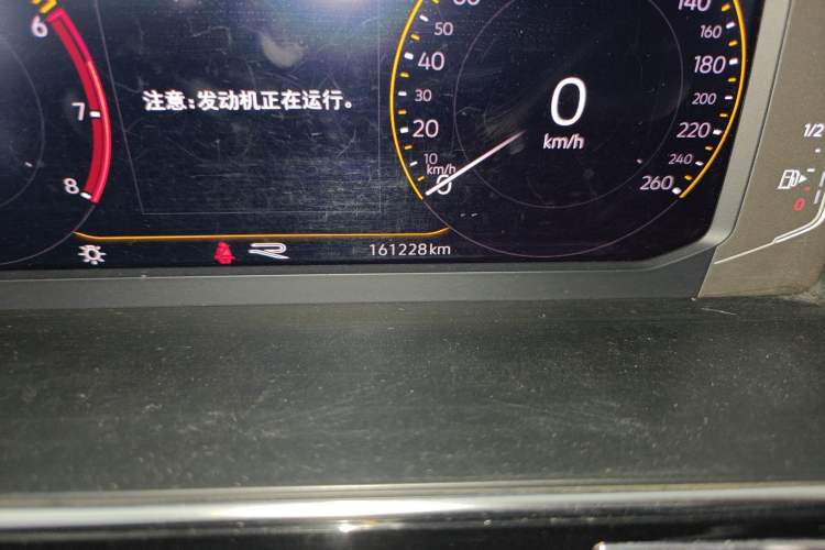 Used Volkswagen Tiguan L 2022 330TSI Automatic Two-Wheel Drive R-Line Enhanced Edition Odometer Close Up