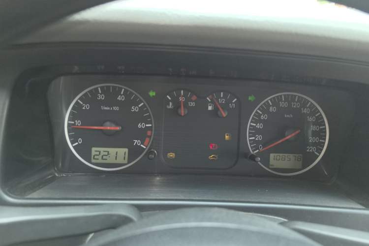 Used Volkswagen Santana Vista 2008 1.8L Manual Sishang Model Instrument Cluster