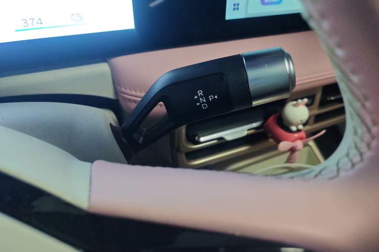 Used Geometry E Firefly 2023 401 km Super-Liked Special Edition 5 Seats