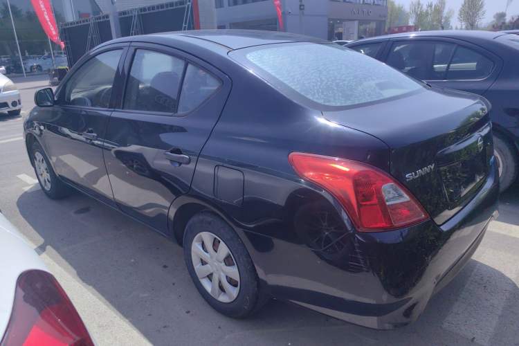 Used Nissan Sunny 2015 1.5XE Manual Comfort Edition Rear Left 45 Deg