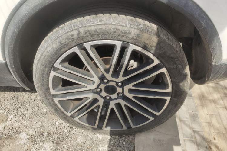 Used Leopaard Mattu 2018 1.6T GDI DCT Elite Model Right Front Wheel Hub