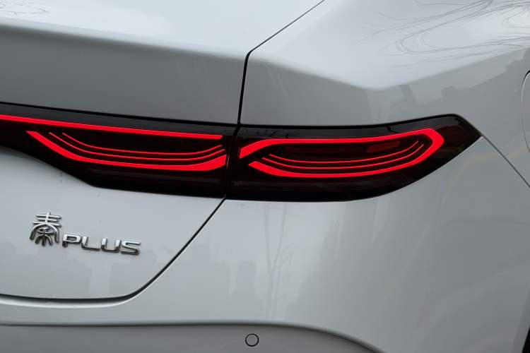 Used BYD Qin PLUS 2025 DM-i Smart Drive 55KM Leading Model
