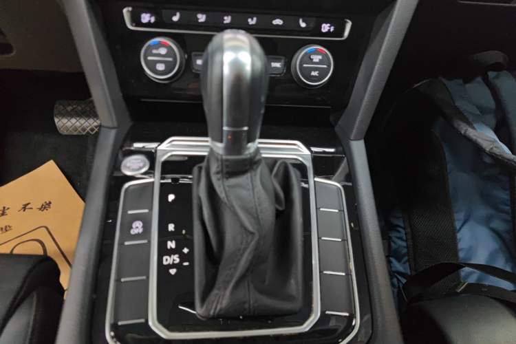 Used Volkswagen Magotan 2019 330TSI DSG Luxury Model China V Standard