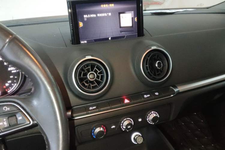 Used Audi A3 2018 30th Anniversary Edition Sportback 35 TFSI Ambition Model