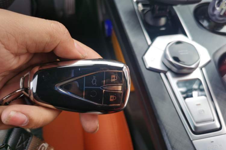 Used CHANGAN UNI-V 2023 1.5T Sport Edition
