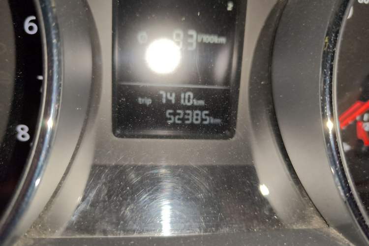 Used Volkswagen Sagitar 2017 230TSI Automatic Comfort Version
