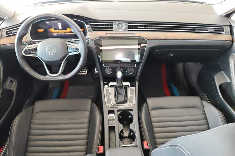 Used Volkswagen Magotan 2023 2 Million Units Limited-Edition 280TSI DSG Comfort Version