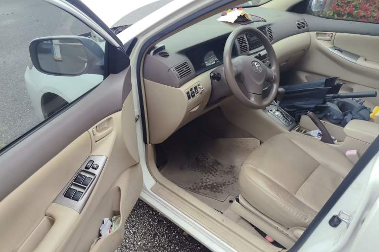 Used Toyota Corolla EX 2010 1.6L Automatic Luxury Edition
