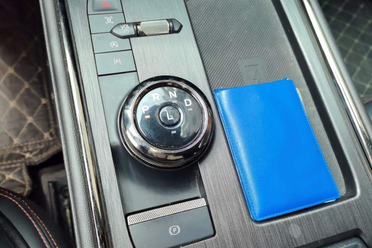 Used Ford Mondeo 2022 Facelifted EcoBoost 245 Ultimate Edition Gear Lever