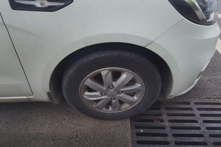 Used Kia K2 2015 Sedan 1.4L MT GLS