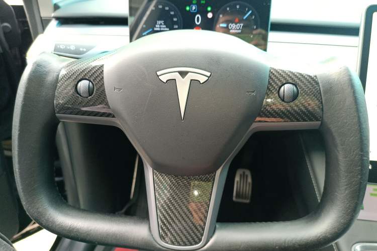 Used Tesla Model Y 2022 Rear-Wheel-Drive Version
