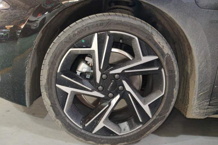 Used Lynk & Co 07 2026 Model 126 Long-Range Ultra H7
