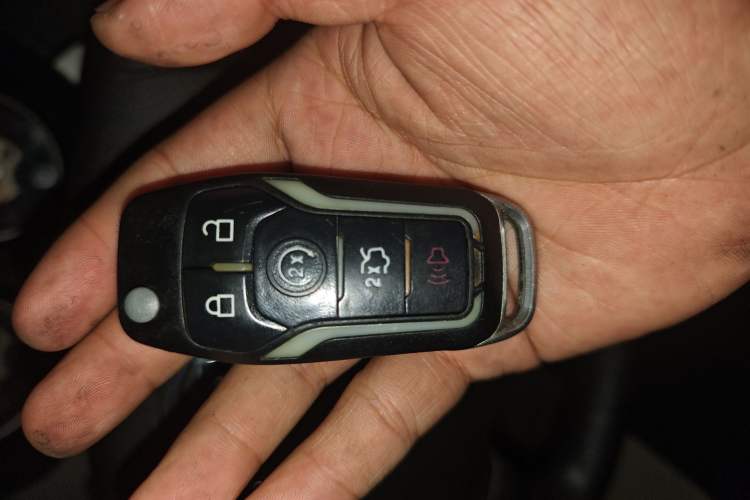 Used Buick Excelle 2013 1.5L Manual Classic Model
